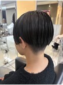 刈り上げありショートスタイル