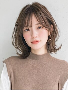 カノイ 銀座中央通り(KANOI) 【ブルベ夏30代】垢抜け外ハネミディ×顔型補正×肌映えカラー