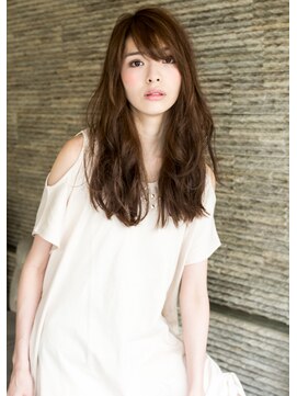 オーガスト ヘア ネイル(AUGUST hair nail) ルーズなアンニュイウエーブ　【横浜駅】