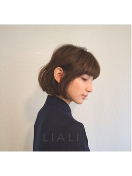 リアリ(LIALI) エフォートレス　x　ナチュラル　ボブスタイル