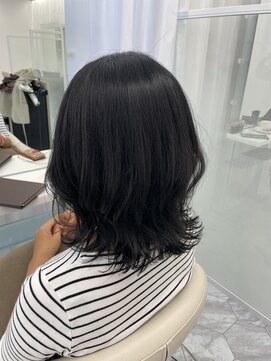 ヘアーアンドスパ ナトゥーラ 新札幌店(Natura) ミディアムスタイル