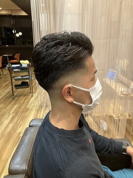 タカミ 荒子店(TAKAMI) スキンフェードショート