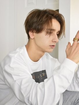 ディッセンバー 神宮前(December) 外国人風　センターパート