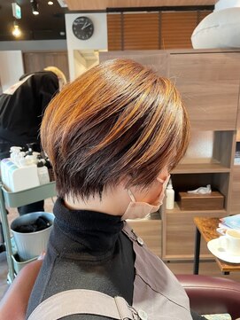 ラプチャー(RAPTURE) 白髪ぼかしショートスタイル