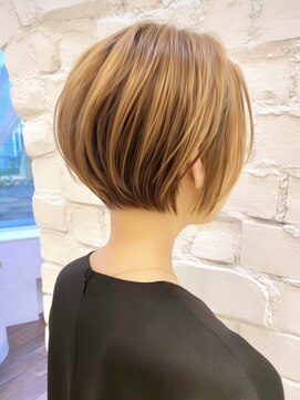 ウル 名古屋栄(ulu) 上品な大人女性のためのショートボブ