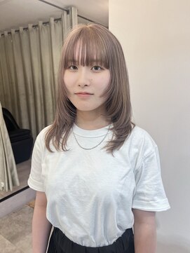 20代 30代 40代 ミディアム ウルフレイヤー 艶ハイトーン 美髪