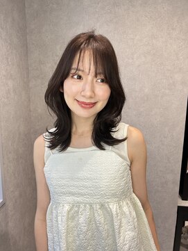 フォルテ 中田店 ツヤ感ミディアムスタイル