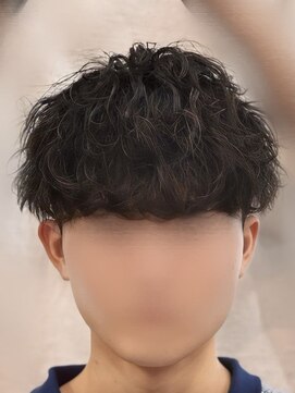 バース バイ ハピネス(BIRTH by happiness) ツイストスパイラルパーマツイストパーマメンズマッシュパーマ