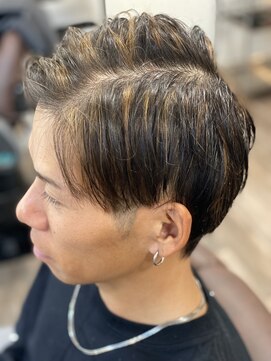 ヘア ナヴォーナ 大浦店(hair NAVONA) ハイライト