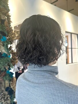 ラーサ(LaHzA) ハンサムショートパーマくるくるパーママッシュパーマボブ