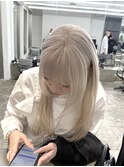 ケアブリーチハイトーン透明感ホワイトアッシュベージュカラー