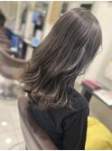 透明感グレージュ