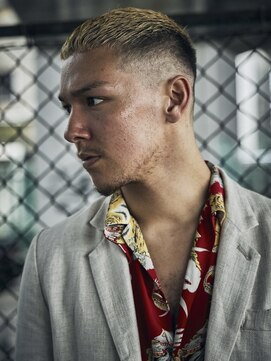 クワトロレオーネ 大阪梅田茶屋町(QUATTRO LEONE) ストリートバーバースタイル