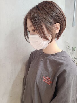エリマ 調布(elima) 大人ショートボブ/丸みショート/イルミナカラー/ベージュ/30代
