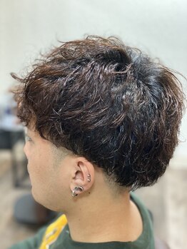 ヘア ナヴォーナ 大浦店(hair NAVONA)の写真/丁寧なマンツーマン施術で、理想を形に☆髪質やクセを見極めたカットで、自宅でも再現しやすいスタイル。
