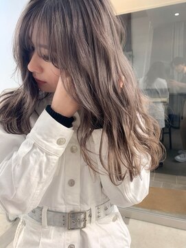 シキ 渋谷(siki) ハイトーン/ブリーチ/レイヤーカット/シアーカラー/渋谷/原宿