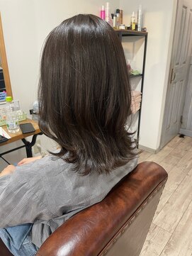 サンバイセライロ 千葉(SAN. by celilo) ミディアムレイヤー　【大木】