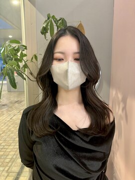 20代◎小顔見せオリーブレイヤーカット韓国風くびれ