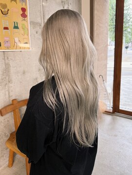 ウクク(UCUCU) シルバーブロンド