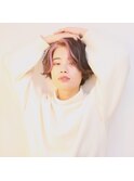 ポイントブリーチ × ショートスタイル