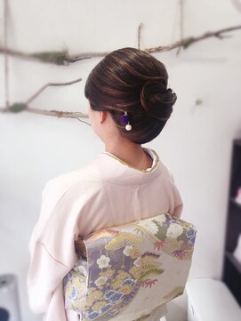 ヘアセットサロンエッジ(Edge) 七五三のお母さんスタイル