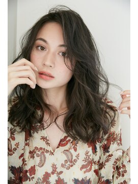 フィガロ アヴェダ(FIGARO AVEDA) 大人シースルーロング