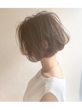 ラテ 渋谷(LATTE) 抜け感 艶カラー 愛されボブ  20代 30代 40代