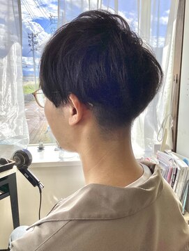 コア フィール ア デイ(COIFFURE A DAY) 刈り上げマッシュ