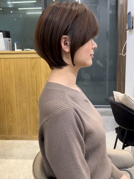 ビューブルー 亀戸錦糸町(VIEW BLUE) 美髪シアーカラーピンクブラウンショートカット切りっぱなしボブ