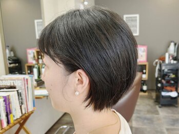 エイチエス(H´S)の写真/上品な若見えスタイルをご提案します♪
