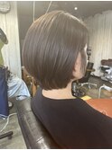 ショートボブ