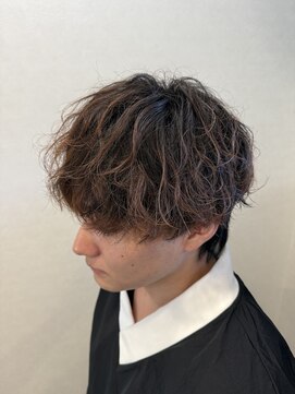 ラウラサン(RauRa.SAN) シャドウパーマ