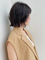 ボブ ブルーブラック レイヤー イメチェン 外はね 艶カラー