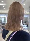 渋谷ピンクベージュカラーペールピンクカラー顔周りレイヤー30代