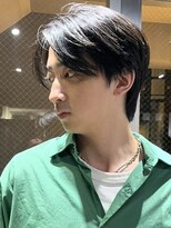 センターパート　メンズカット　メンズカジュアル