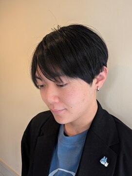 スパイスシー(spice_c) 黒髪×センターパート