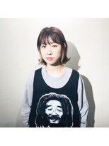 ダンス(dance)&nbsp;外ハネグレージュボブ