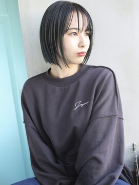 バース(BIRTH) 天神【BIRTH】くすみブルー×透けバング前下がりショート　4