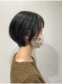 ダークトーンの可愛らしい丸みショート♪