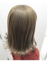 エヌプラス(N+)&nbsp;黒髪グラデヘアーオリーブグレー小顔に見せるヘアココアベージュ