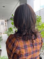 ビュートリアム 南青山(BEAUTRIUM)&nbsp;華やかレイヤー フェザーレイヤー 大人カジュアル 20代30代