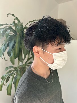 ルート(ROUTE) 波巻きスパイラルパーマ