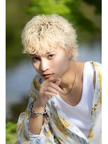 ホワイト(WHITE)&nbsp;ダウンバングショートウルフ