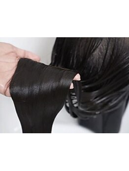 全国で200店舗限定◎髪の質感補修ケアのアンバサダーサロンに認定！【髪質改善体験型サロン[SOL]】