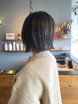 リベットイースト(Libett east) ぱつっとレイヤーボブ