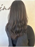 グレージュ/透明感カラー/暗めカラー/シルバー/ロング/大人