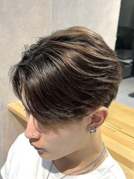 エデアンルクラ 下通(EDEAN Leclat) 熊本メンズヘア　曲がる縮毛矯正　センターパート