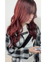 マイレ(maile)&nbsp;【maile】ブリーチあり/レッドカラー×ロング