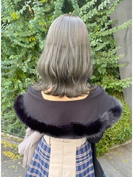 カノイ 銀座中央通り(KANOI) 【ブルベ】ミントグレージュ