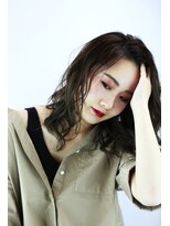 コノア スパーク(Conoah spark)&nbsp;透明感のある上品なハイライトカラー【守谷 美容室】